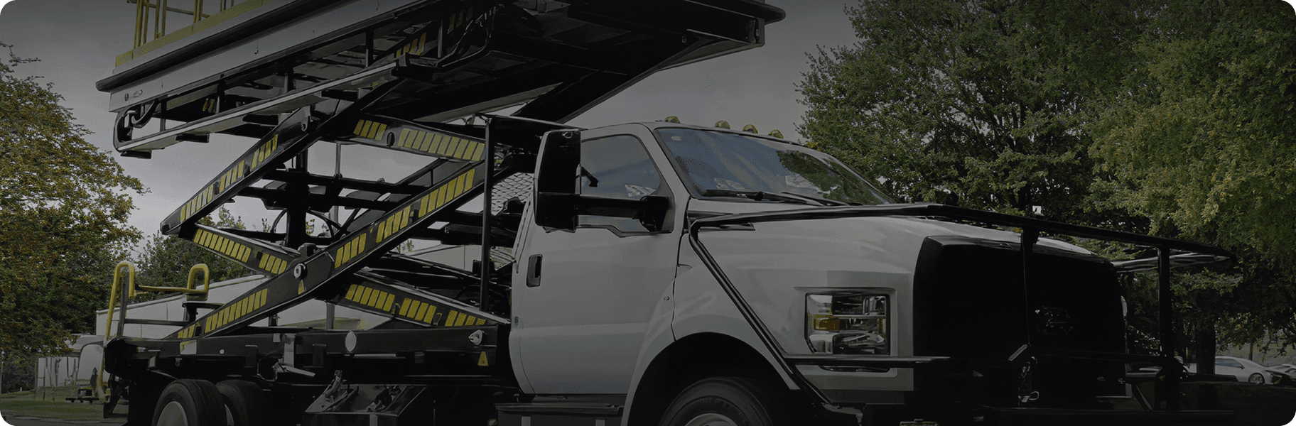 MPL 32' Truck Mounted